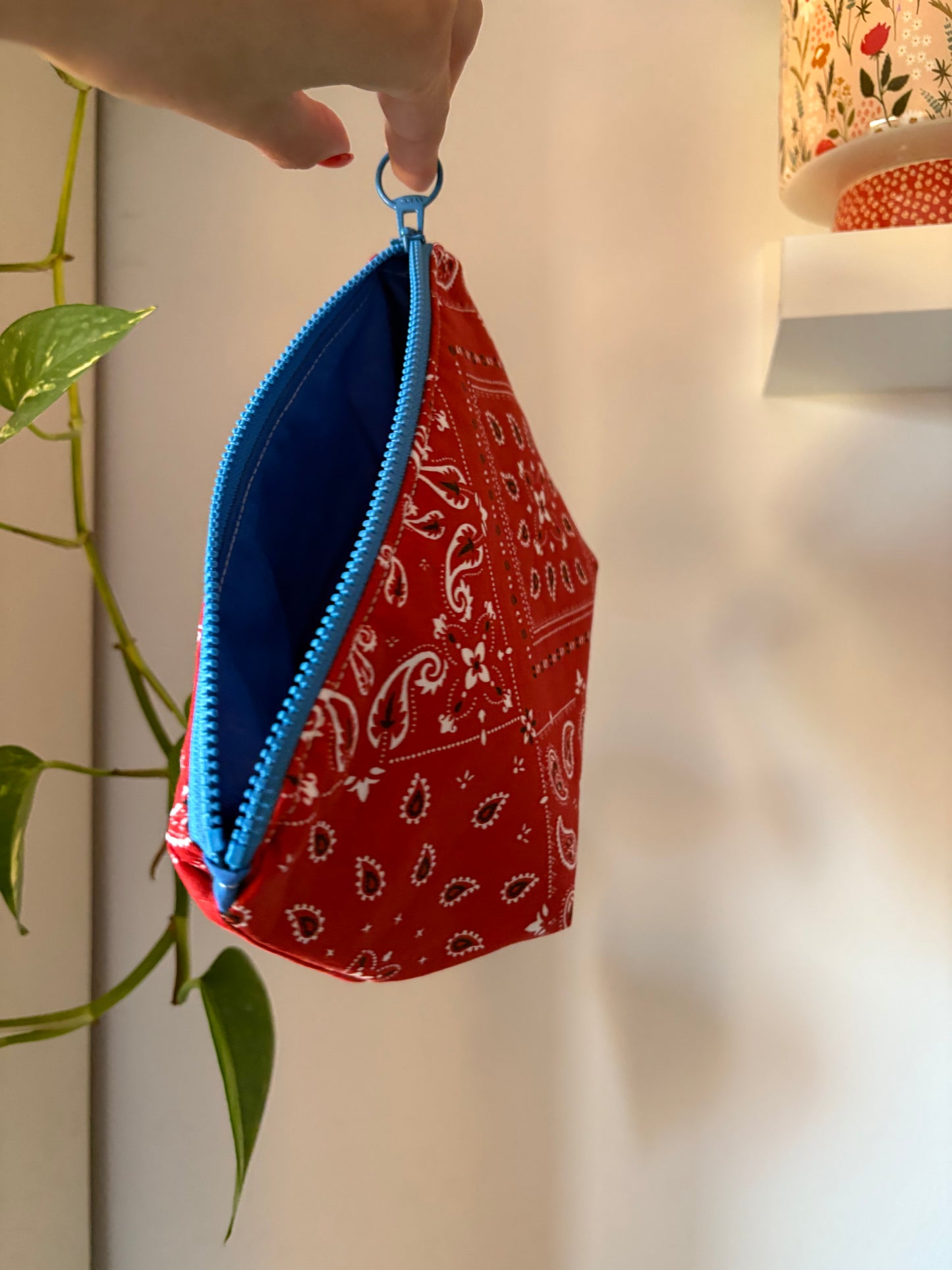 Neceser Bandana