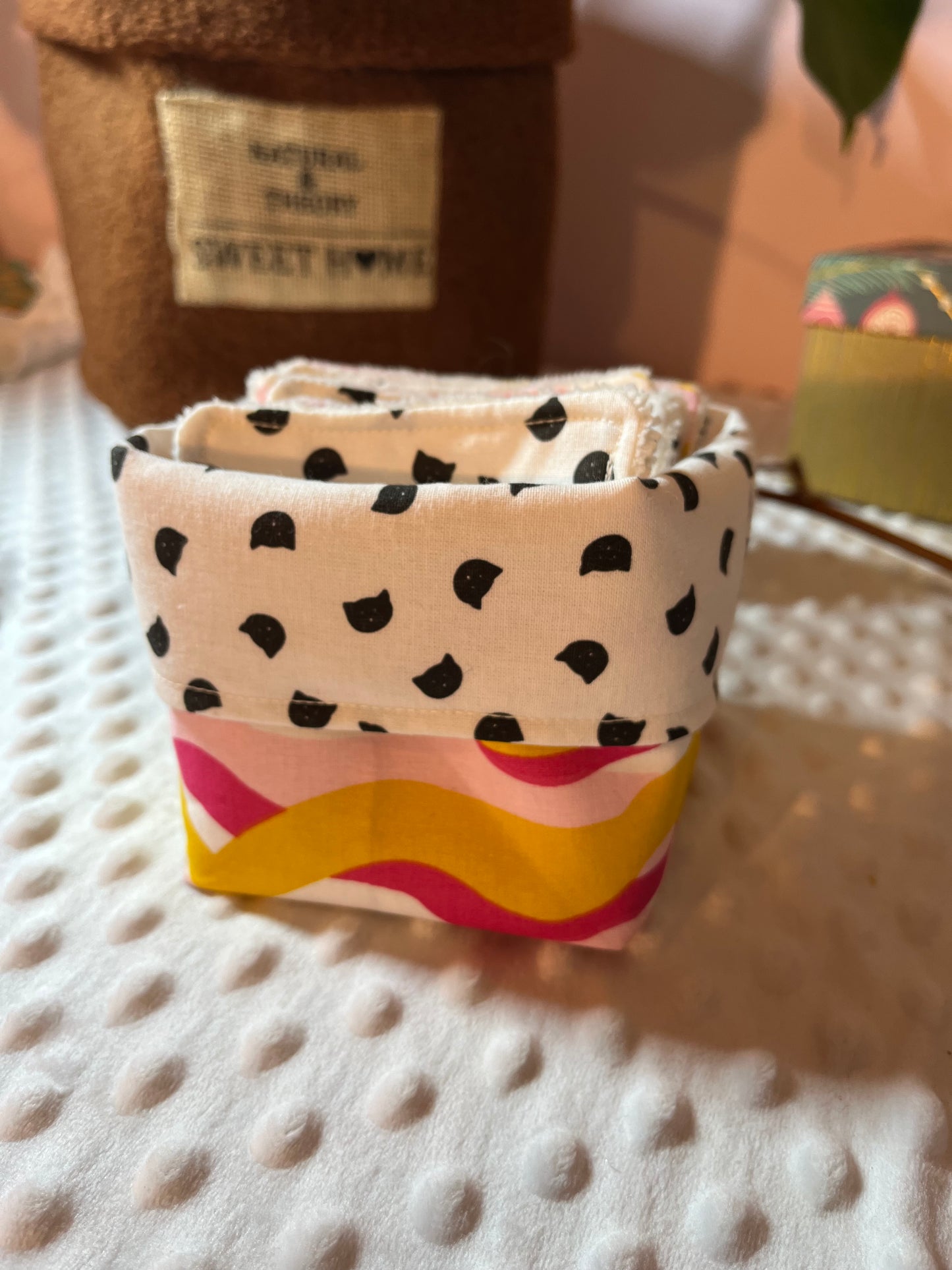 Cesta gatitos
