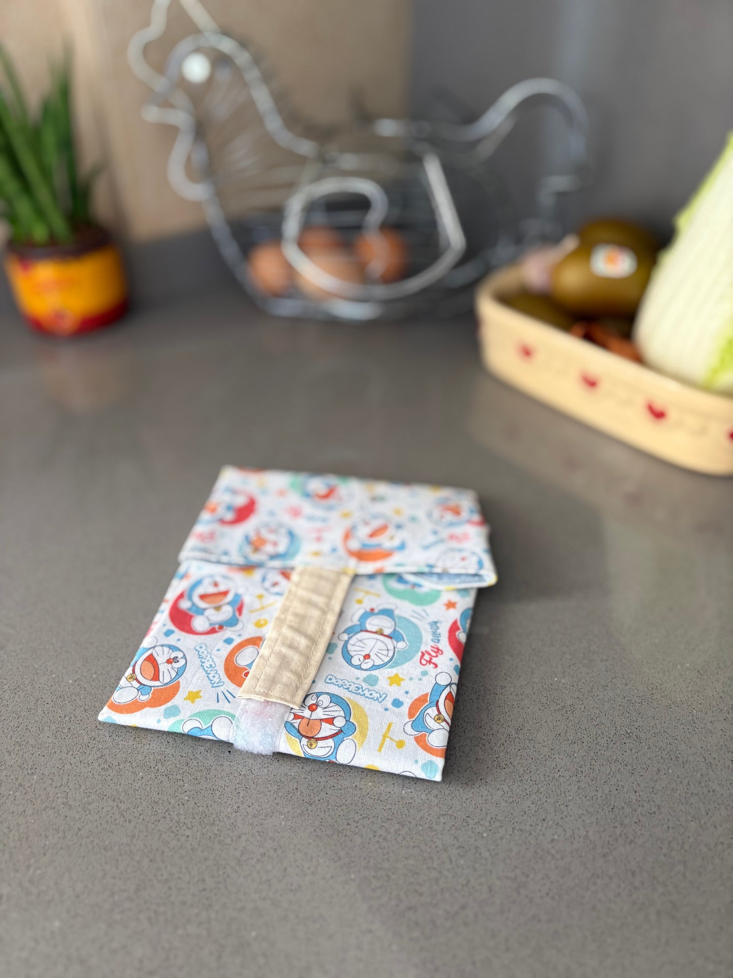 Funda bocadillo Doraemon